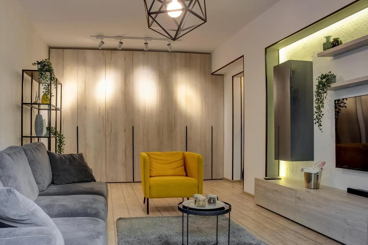 Chanttal Luxury - University Bucarest